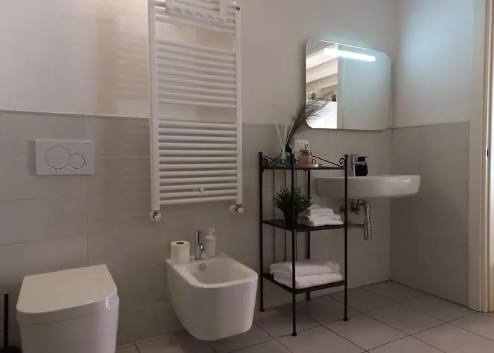 28 Apartment Ferrara